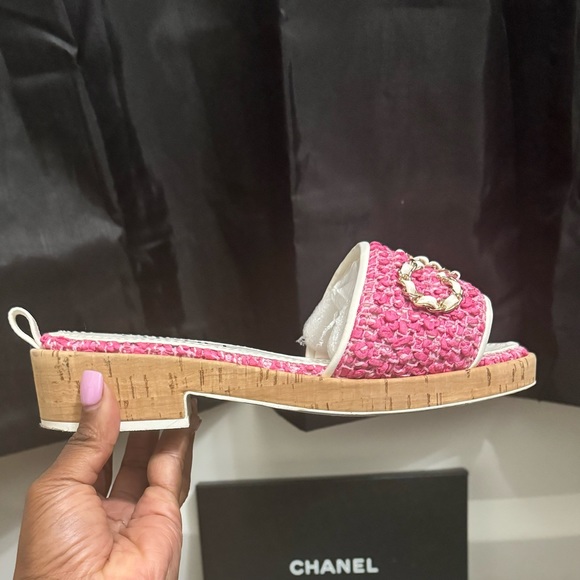 CHANEL Pink Woven Logo Slide Sandals - Picture 9 of 10